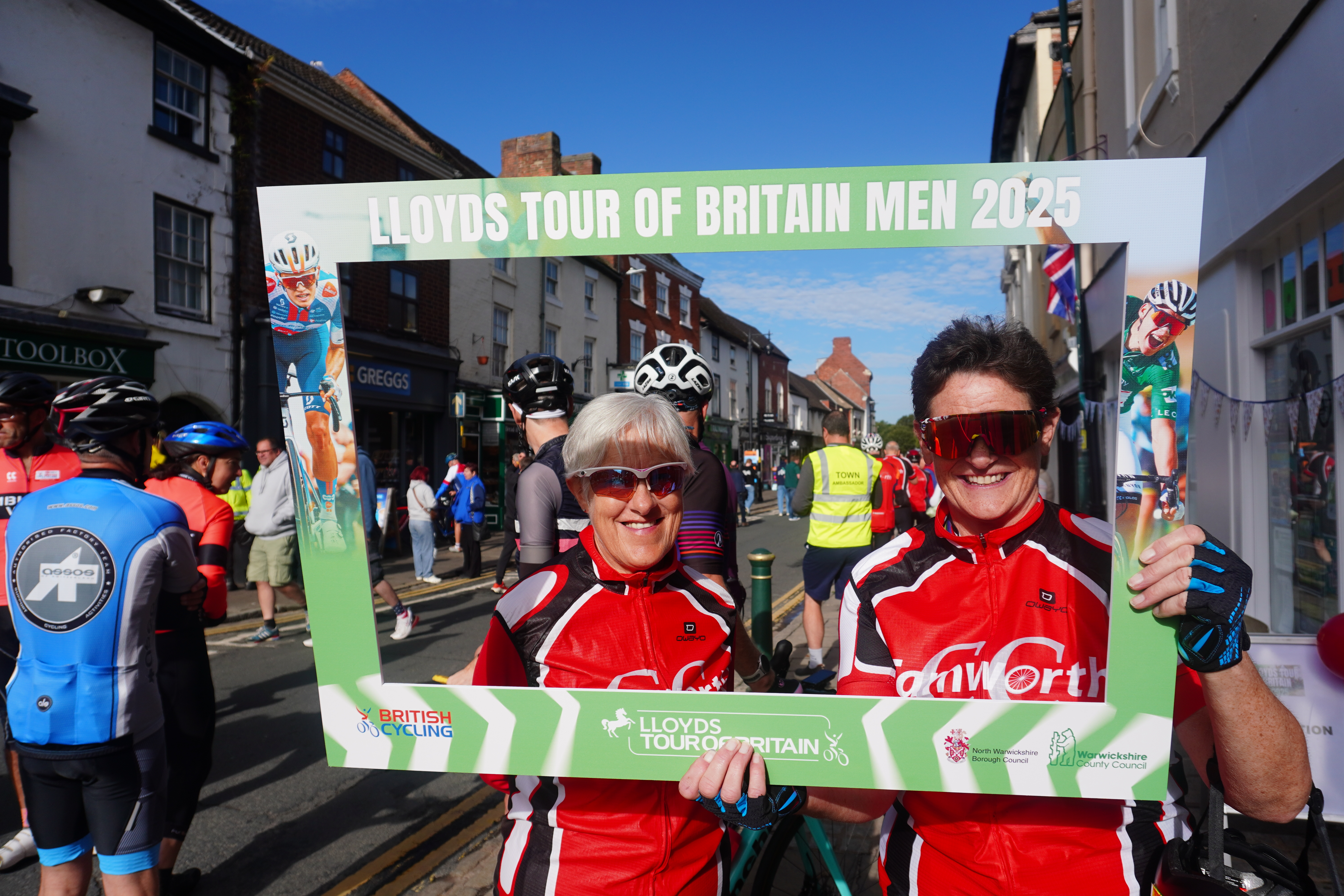 Lloyds Tour of Britain Men 2025 Stage 4 Atherstone - in the frame Tamworth Cycling