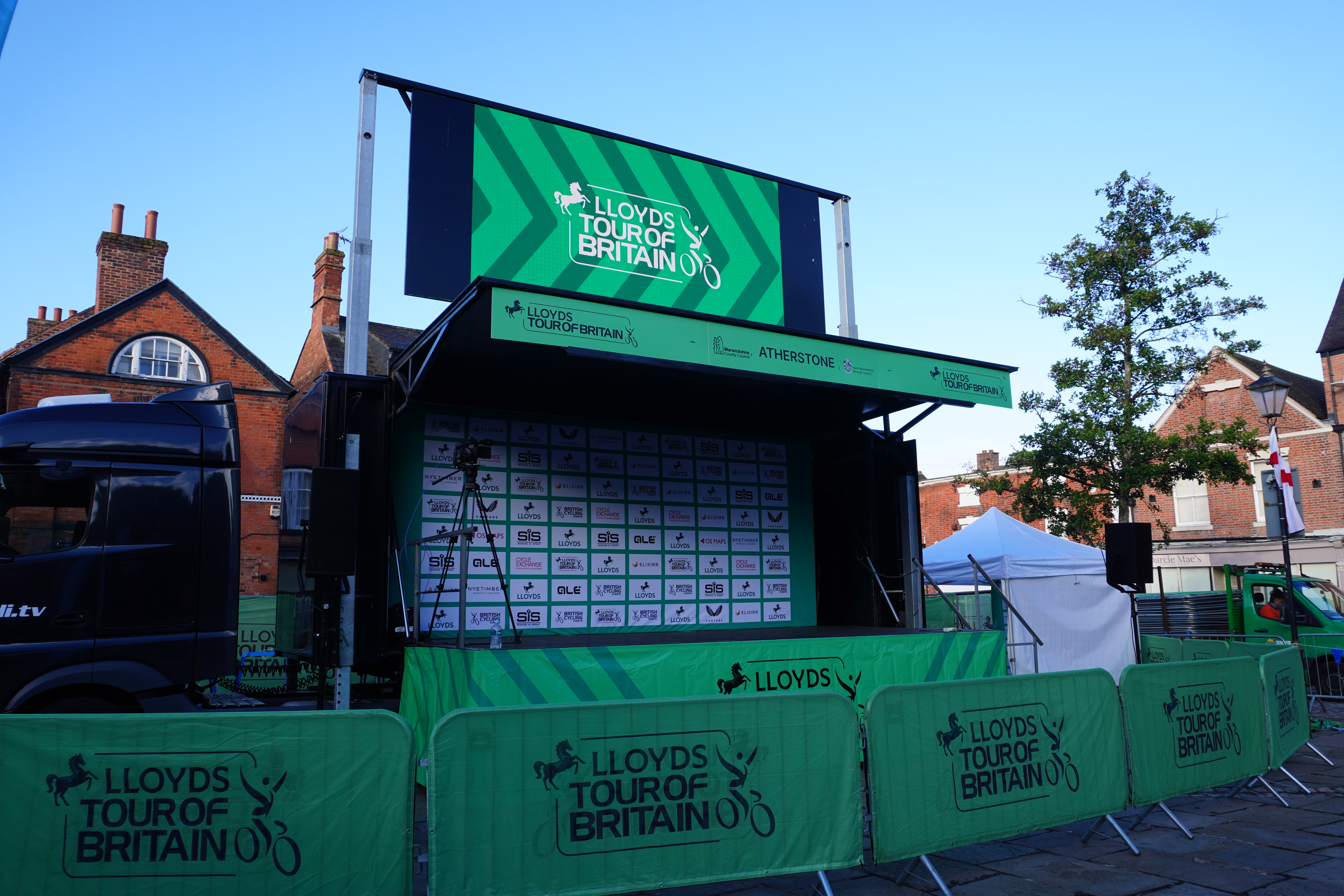 Lloyds Tour of Britain Men 2025 Stage 4 Atherstone - stage early morning