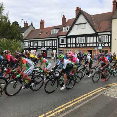 mens cycle race in Atherstone